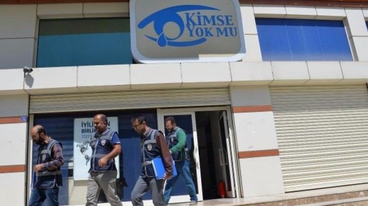 The executives of the now defunct charity u201cKimse yok mu?u201d are accused of channeling collected donations to FETu00d6-linked projects.  