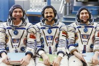 Syria's first cosmonaut, Muhammed Ahmad Faris (C), has lived as a refugee in Istanbul, Turkey for the last 5 years. (Sabah File Photo)