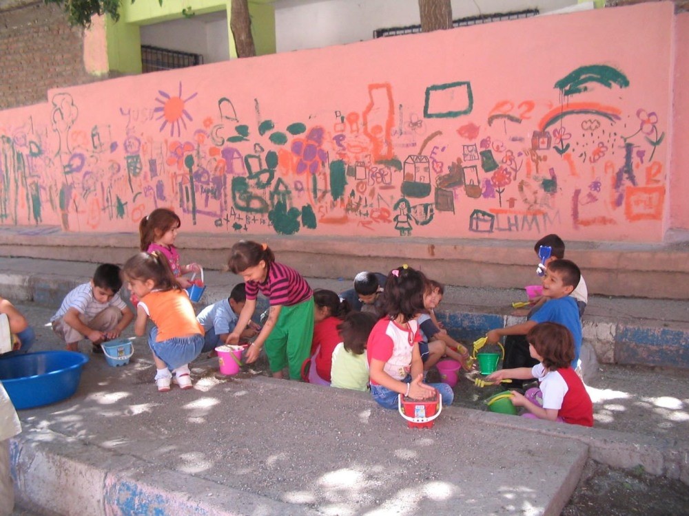 Montessori method teaches children how to manage their community ...