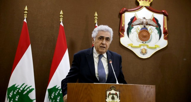 وزير الخارجية اللبناني ناصيف حتي أثناء مؤتمر صحفي بالعاصمة الأردنية رويترز