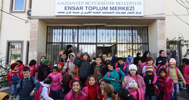 مركز الأنصار يساعد السوريين على التكيّف مع المجتمع التركي