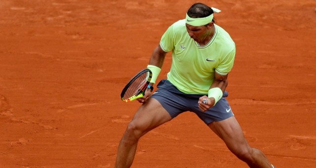Nadal defeats Thiem to clinch historic 12th French Open ...