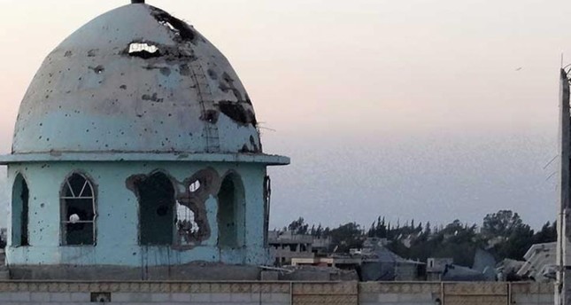التحالف الدولي يقصف مسجدا في بلدة الصفاقية بدير الزور