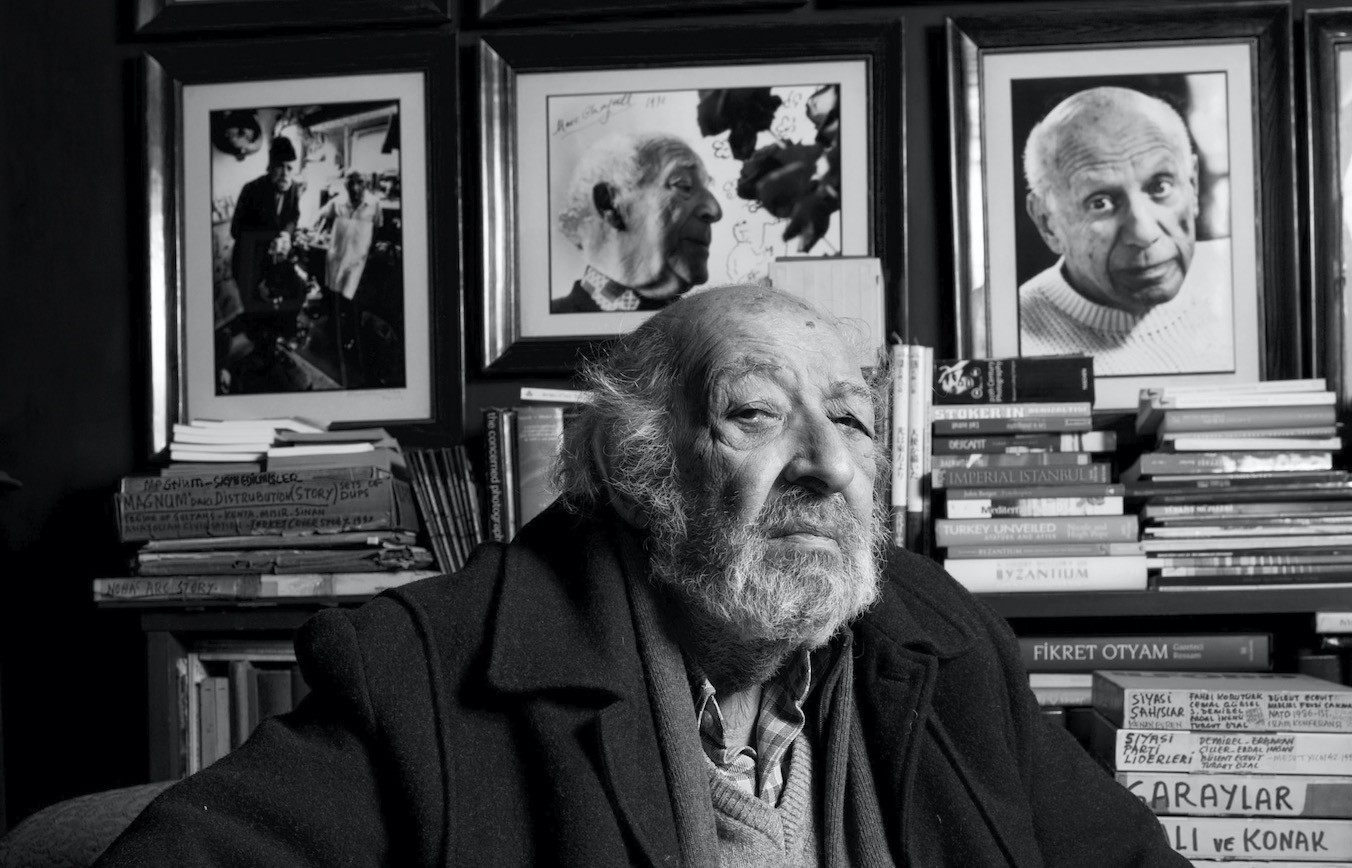 photography world loses doyen ara guler