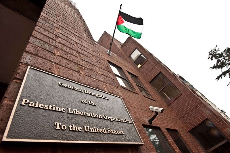 The Palestinian flag flies from the building housing the General Delegation of the Palestine Liberation Organization (PLO) in Washington on Jan. 18, 2011. (AFP Photo)