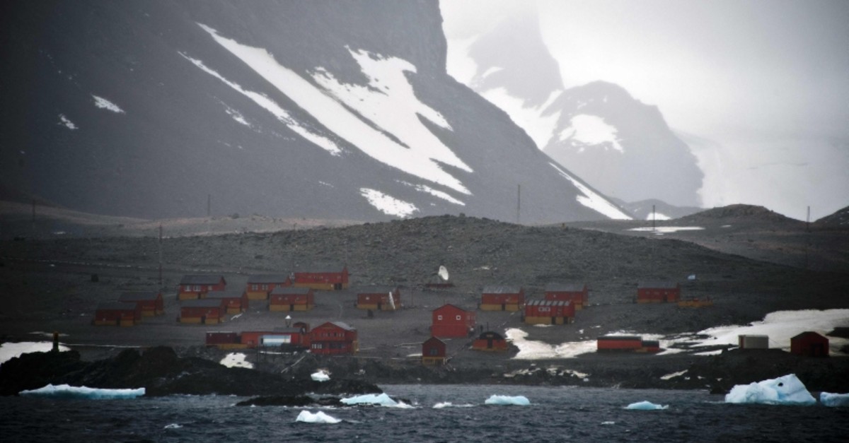 File photo taken on March 05, 2014 of the Argentinian Esperanza military base from the Brazilian Navy's Oceanographic Ship Ary Rongel in Antarctica. (AFP Photo)