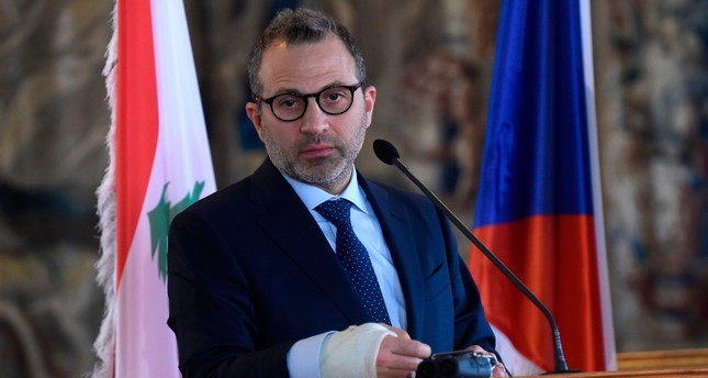 وزير الخارجية اللبناني متحدثاً في براغ الفرنسية