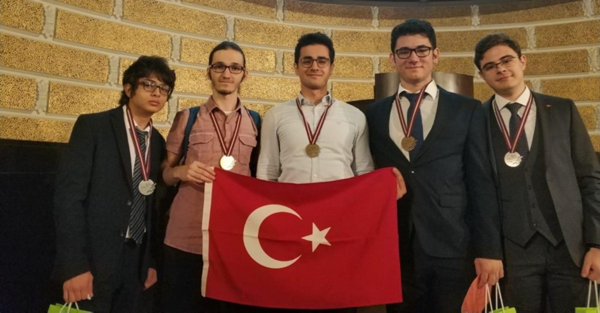 Turkish students win 3 gold medals in European Physics Olympiad | Daily Sabah