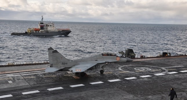 تحطم مقاتلة روسية قبالة السواحل السورية