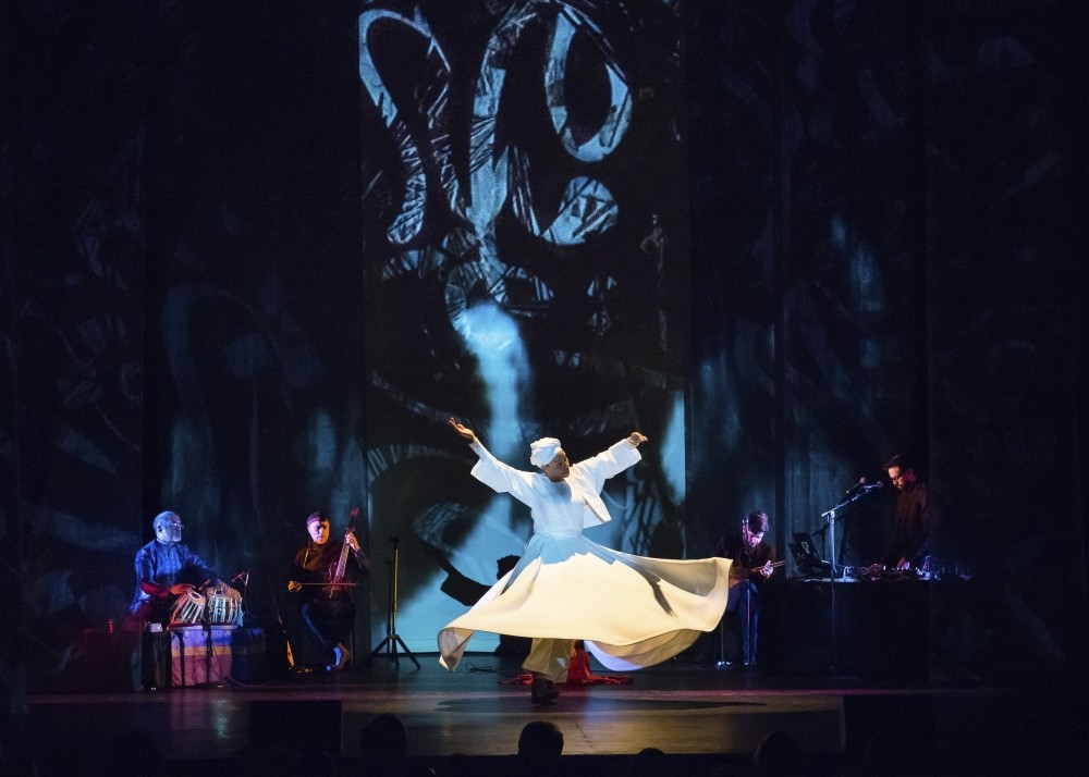 Niyaz, a project by Iranian singer Azam Ali and multi-instrumentalist Loga Romin Torkian, will present a magical concert at the Zorlu PSM on Sept. 27.