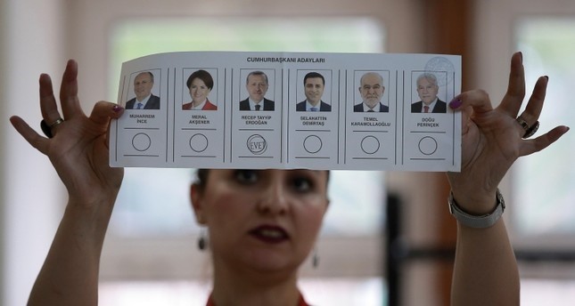 بعد فرز 54% من الصناديق.. أردوغان يتصدر الانتخابات الرئاسية بـ56.3%