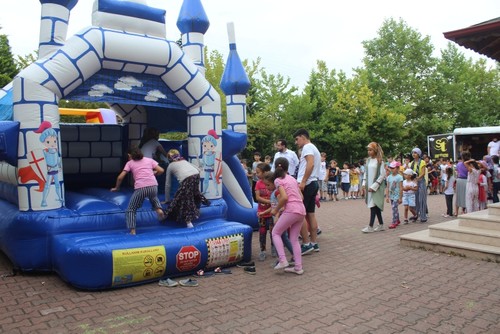 Play and pray: Mosque's playground draws kids