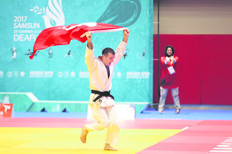 Turkish double Erkan Esenbou011fa - Abdullah Sevinu00e7 gained the gold medal in Deaflympics Samsun 2017.