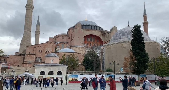 مسجد أياصوفيا، من أكبر مراكز الجذب السياحي في اسطنبول