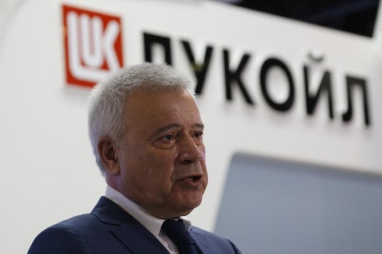 CEO of Lukoil company Vagit Alekperov talks to journalists at the St. Petersburg International Economic Forum 2016 (SPIEF 2016) in St. Petersburg, Russia, June 17, 2016. (Reuters Photo)