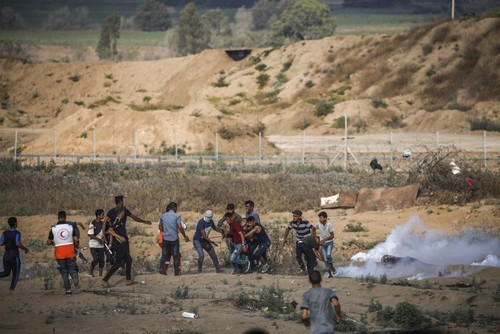 Israeli forces injure 21 Palestinian civilians in Gaza Strip