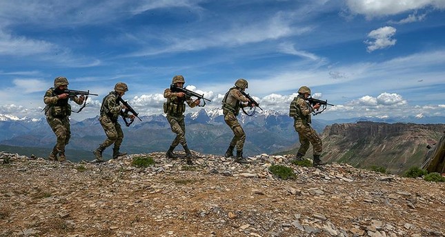 تحييد 36 إرهابيا في عمليات أمنية للداخلية التركية خلال الأسبوع الأخير