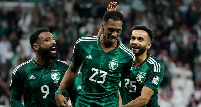 المنتخب السعودي يتأهل إلى الدور الثاني  من بطولة كأس آسيا 2023 المقامة في قطر، بفوزه على قيرغيزستان 2-0 صورة: AFP