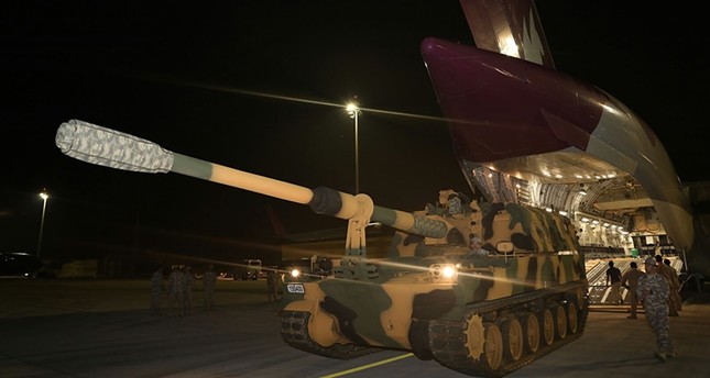 وصول قطع عسكرية تركية جديدة الى قطر الأناضول