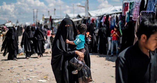 ألمانيا تتسلم أربعة من أطفال مواطنيها المنضمين إلى داعش بسوريا