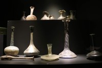 The tear catchers in different shapes such as candelabras, pots and tubes are on display at the museum. (AA Photo)