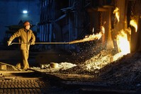 Open-hearth steelmaking process at the Vyksa Steel Works in Russia's Nizny Novgorod region on March 2, 2018. (AFP Photo)