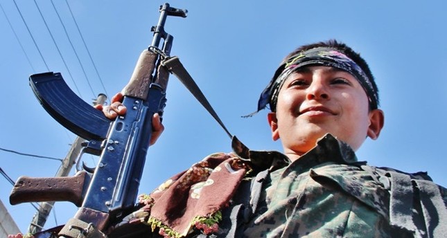 Human Rights Watch: YPG rekrutiert weiterhin Kindersoldaten aus Flüchtlingslagern