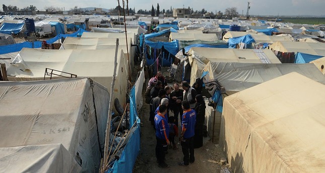 مخيم للاجئين - الحدود السورية التركية