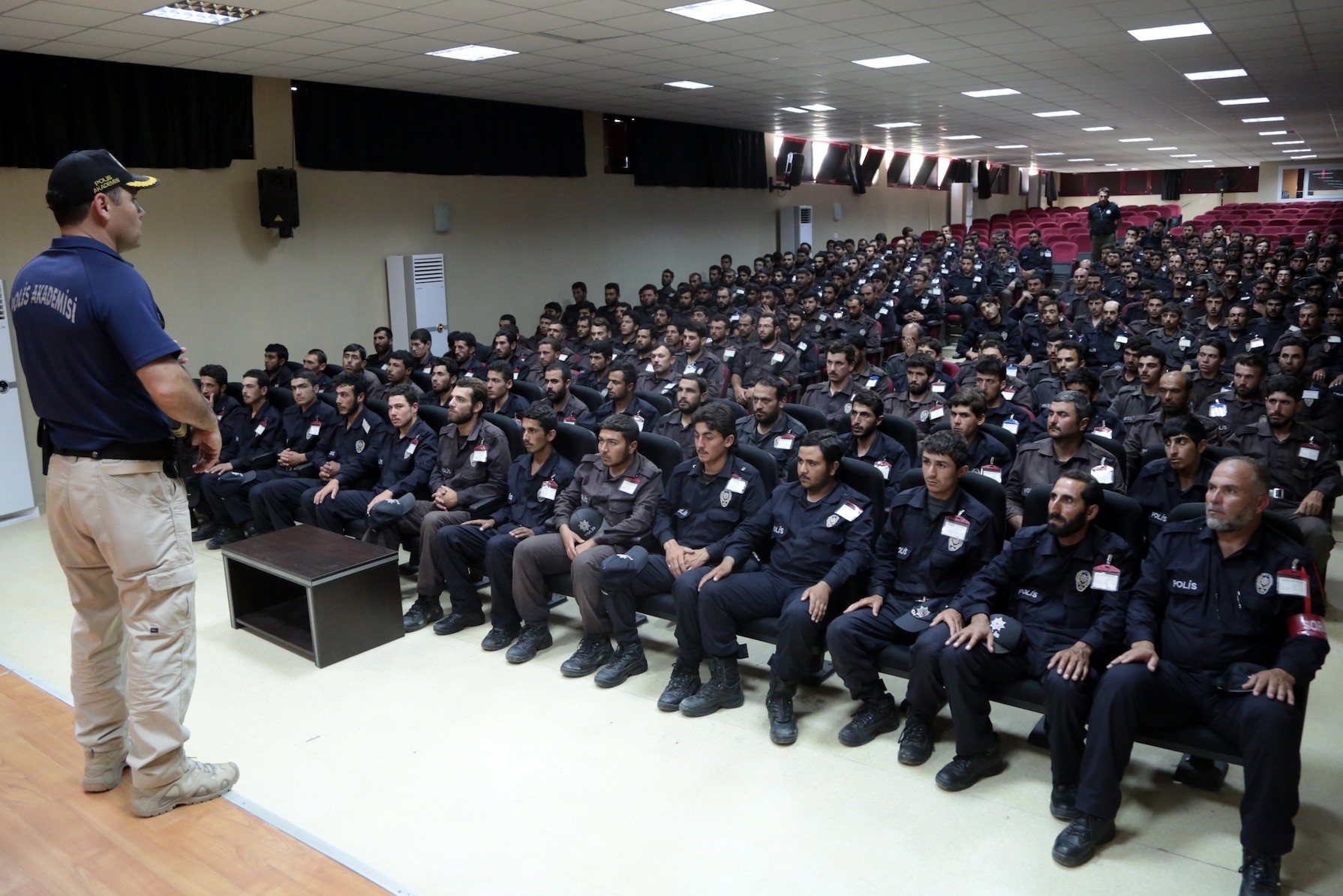 620 Syrian police officers were trained by the Turkeyu2019s Police Academy Presidency.