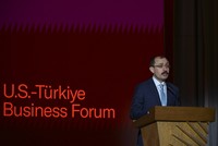 وزير التجارة التركي يشدد على أهمية التعاون الاقتصادي بين بلاده وشركائها