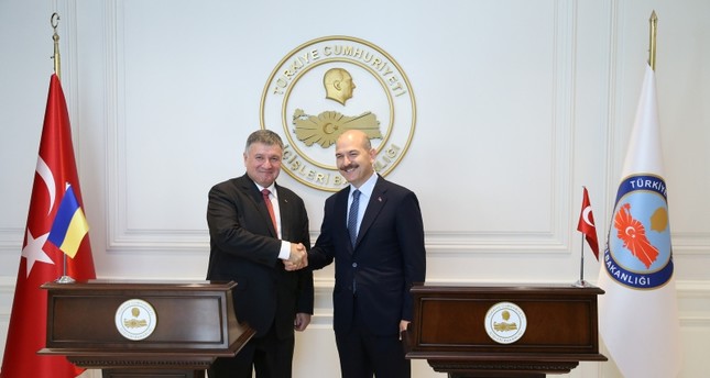 تركيا تؤكد دعمها لوحدة التراب الأوكراني وخاصة القرم