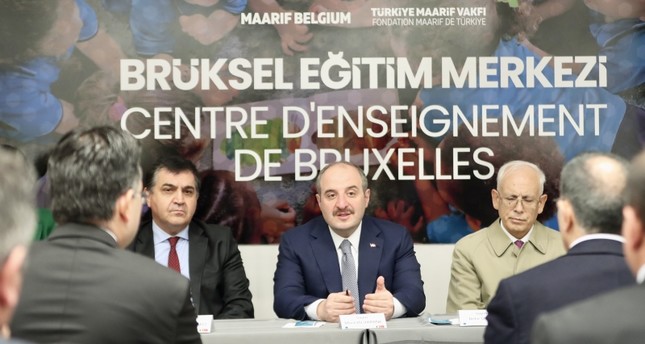 وزير الصناعة والتكنولوجيا التركي مصطفى ورانك الأناضول