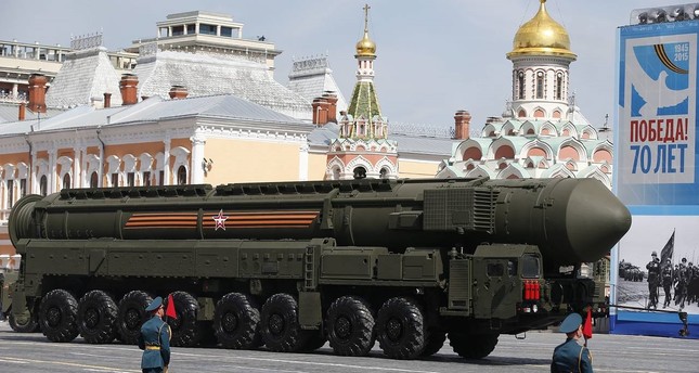 هل تخطط روسيا لنشر أسلحة نووية في سوريا؟