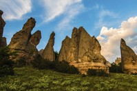 The attendees of the festival will get the chance to view the old towns, rock carved tombs and fairy chimneys. 