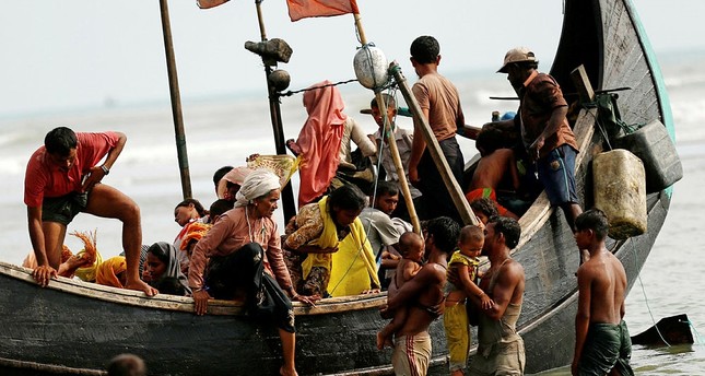 مقتل خمسة أطفال بعد غرق مراكب محملة باللاجئين الروهينغيا قبالة بنغلاديش