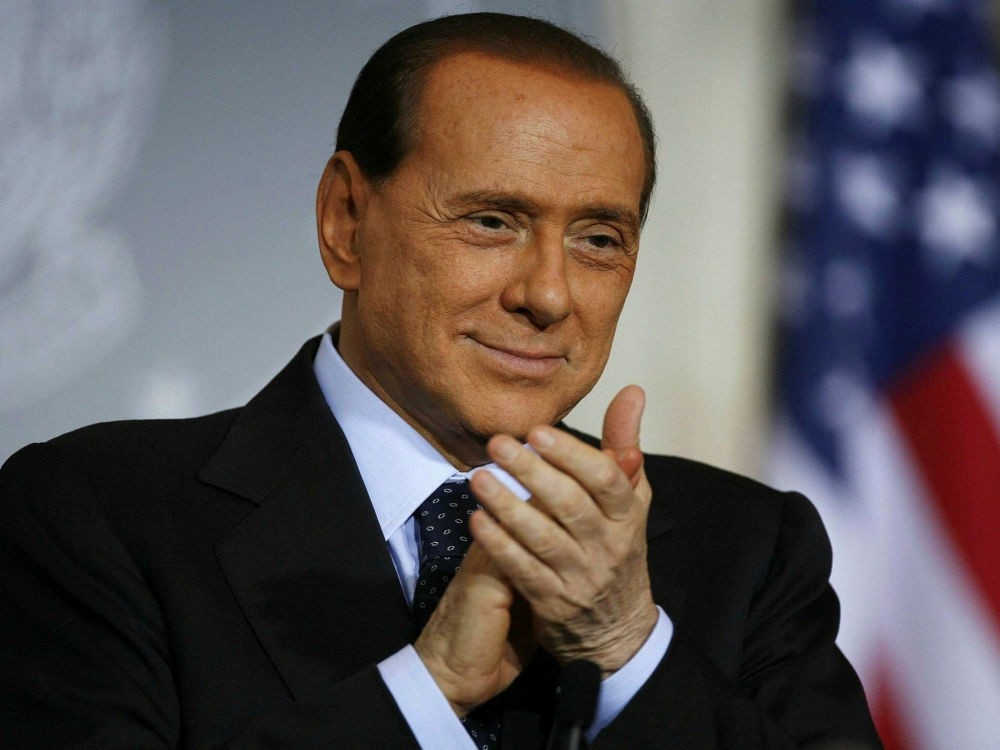 Silvio Berlusconi Taille Italy's Berlusconi praises Trump's wife Melania | Daily Sabah