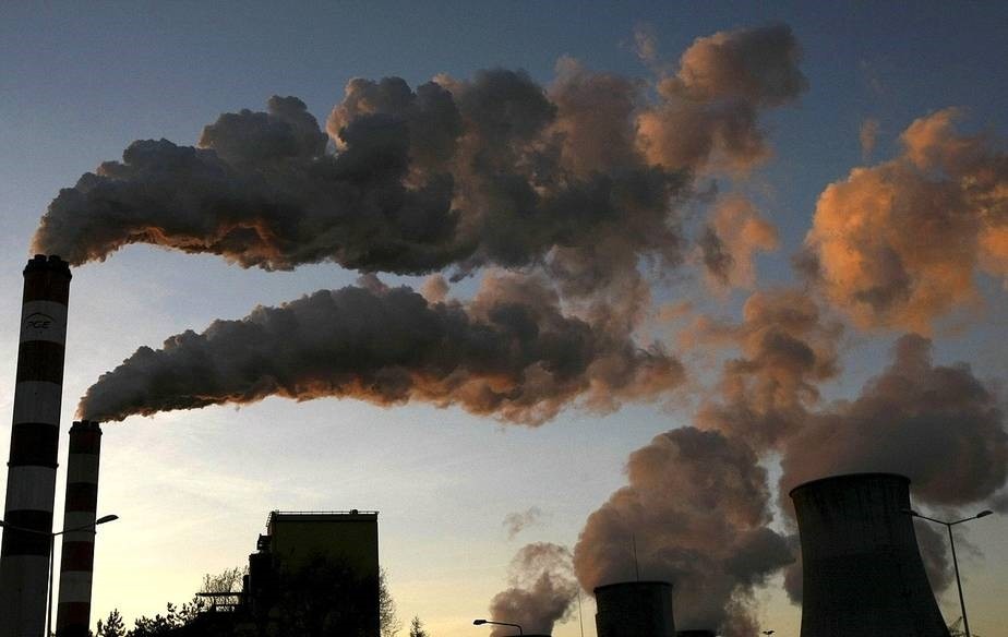 Smoke billows from the chimneys of Belchatow Power Station, Europe's largest coal-fired power plant, in Belchatow (Reuters File Photo)