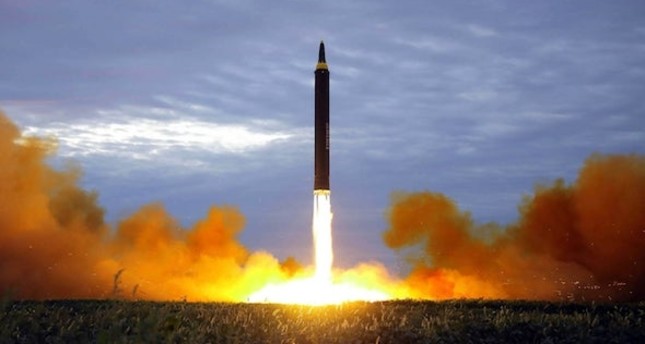 الصين تجري اختبارا لنظام اعتراض صواريخ متوسطة المدى