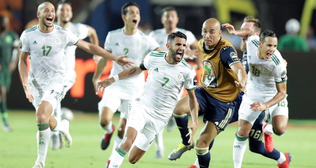 الفريق الجزائري بعد انتقاله للدور النهائي في كأس الأمم الإفريقية