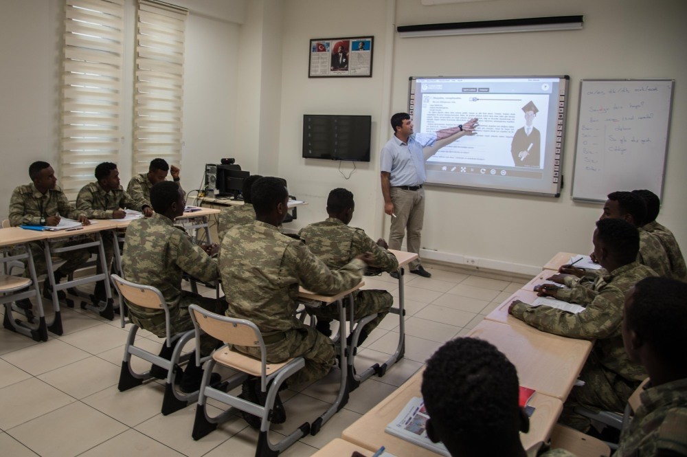 Apart from military training, Somali soldiers are also taught Turkish throughout the program.