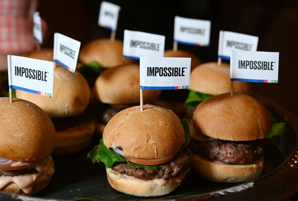 The Impossible Burger 2.0 is the new and improved version of the company's plant-based vegan burger that tastes like real beef.