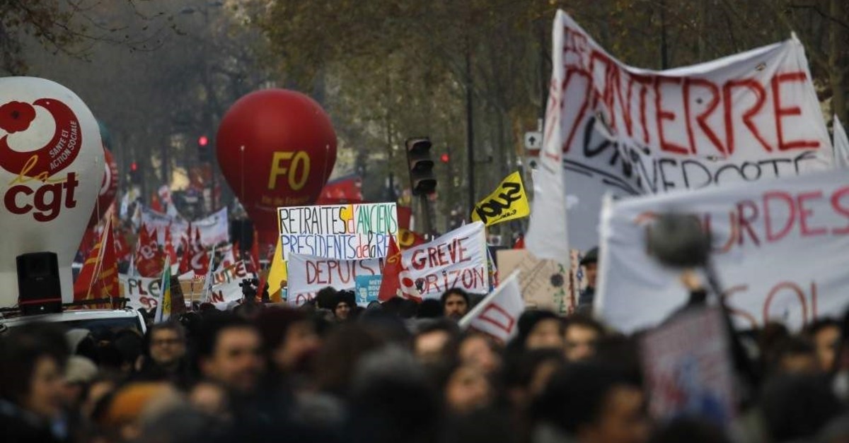 French government's pension reforms fail to satisfy unions | Daily Sabah