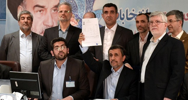 إيران.. أحمدي نجاد يترشح للانتخابات الرئاسية المقبلة