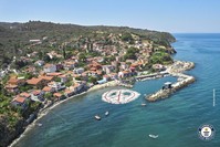 Turkey broke a world record by floating in the Marmara Sea to  create the  image of a peace symbol.