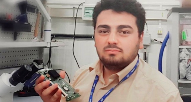 طالب تركي يعمل على مشروع آلية عمل الدماغ في سيرن