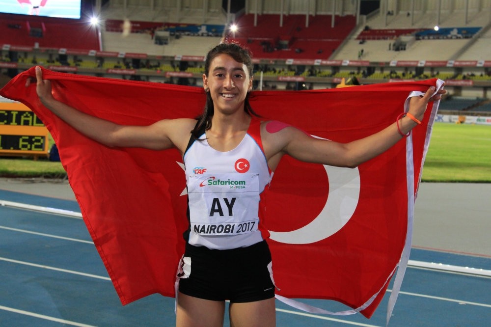 Mizgin Ay, who ran the 100-meter final at the World Star Athletics competition in Kenya last July, became the first Turkish female sprinter to earn a gold medal in the Girlsu2019 100-Meter Finals.