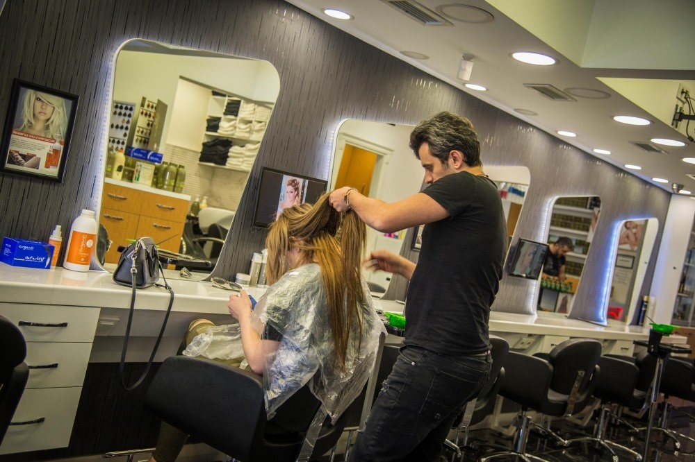 Musa, a hairdresser said with just a few days left fort he referendum, political discussions have replaced casual gossip at his saloon. (Photos by Yunus Paksoy)