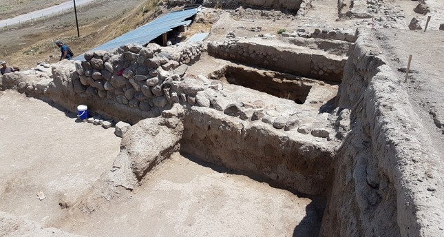 اكتشاف معبد وسط تركيا عمره ألفان و100 عام