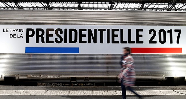 فرنسا تلغي التصويت الإلكتروني في انتخابات الخارج خشية القرصنة