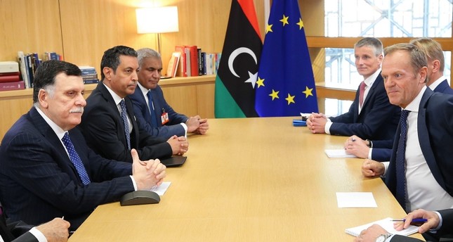 الاتحاد الأوروبي: هجوم حفتر على طرابلس تهديد للسلم الدولي